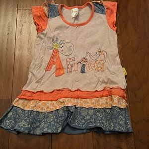 Cute Africa logo girls top in 6-7 years size
